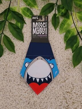Dog Shark Bandana (Size M-L)